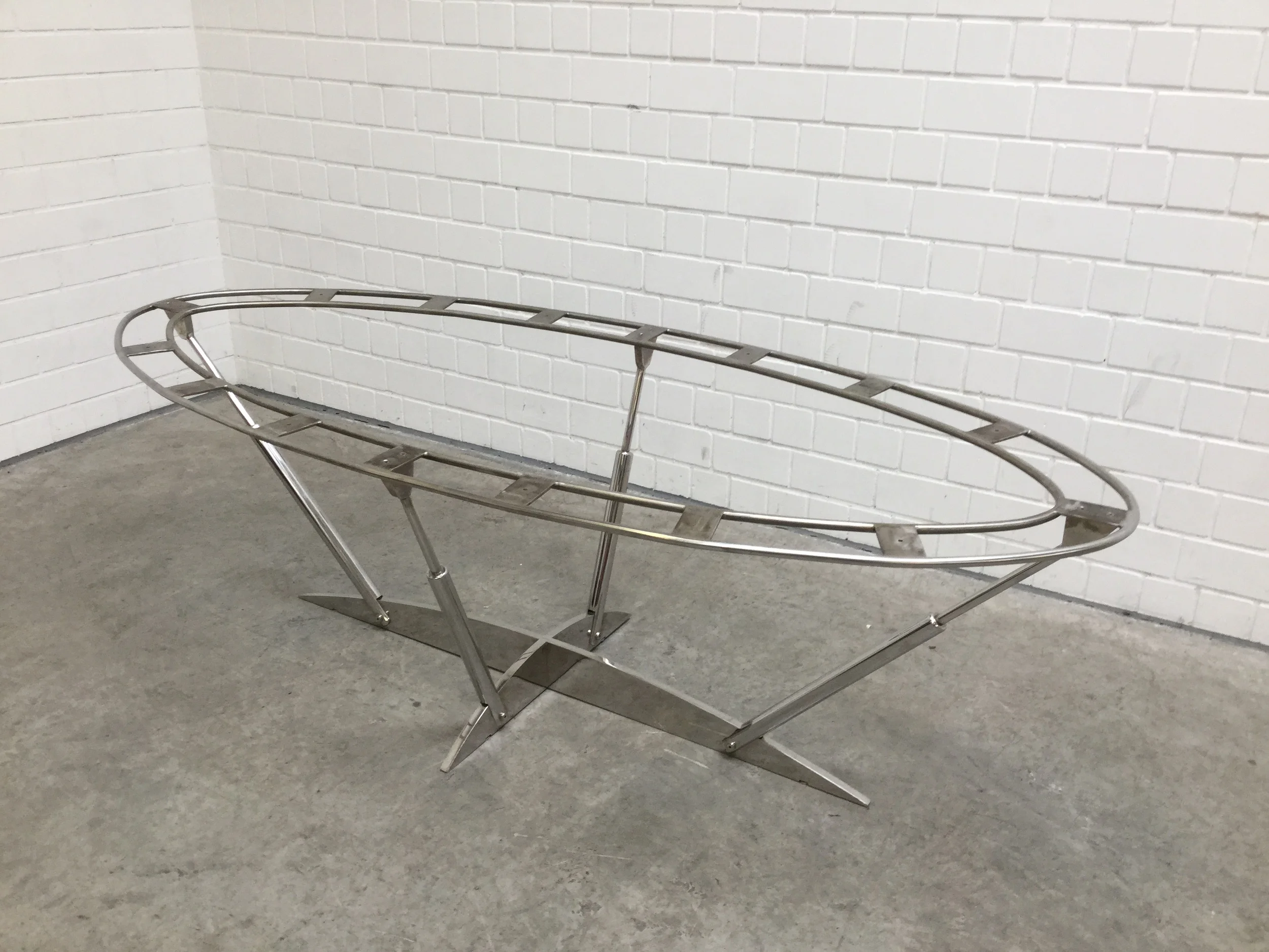 Gert Weber Tisch IMG_0134.JPG