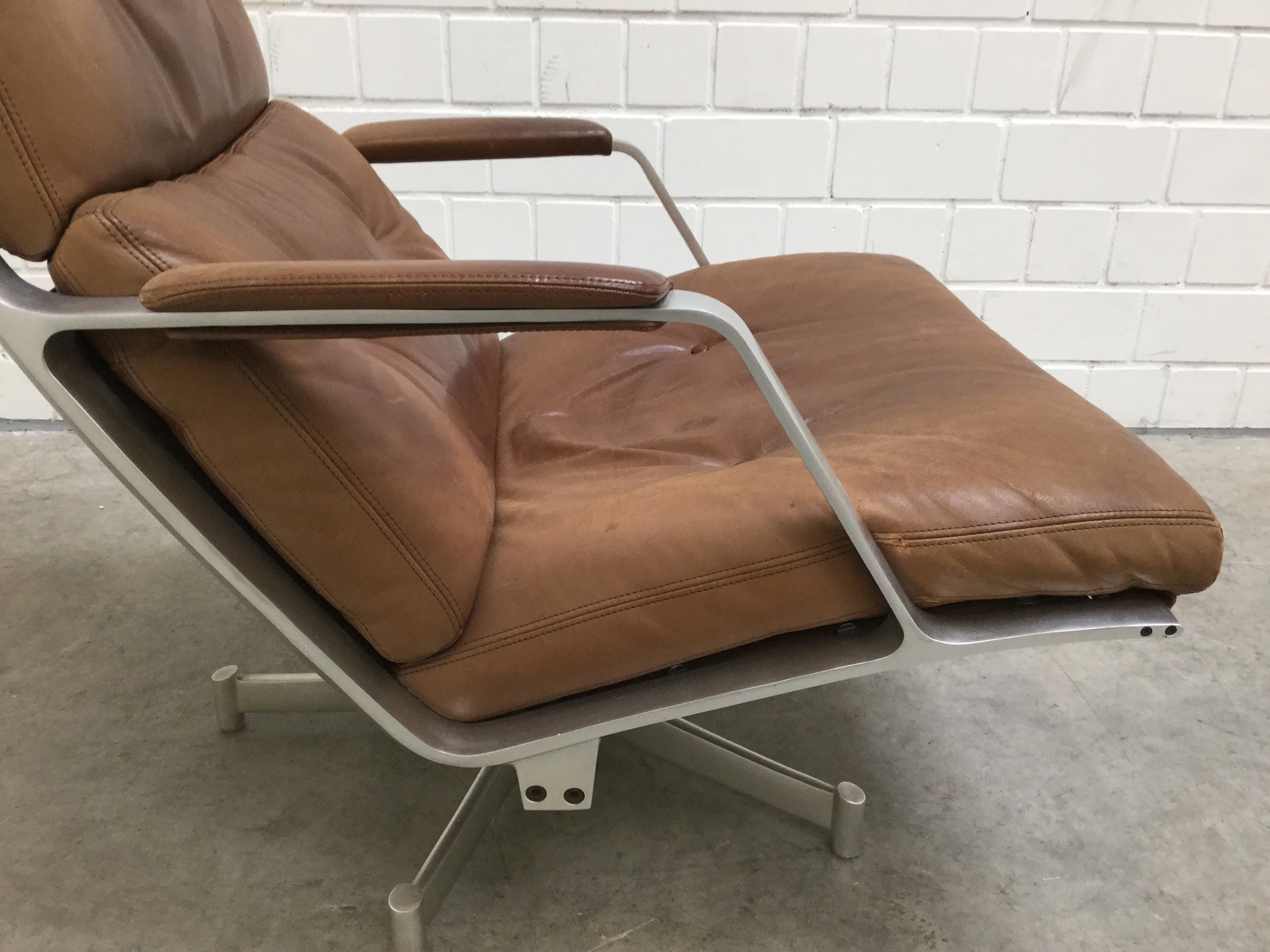 Kastholm Sessel mit Hocker IMG_0190.JPG