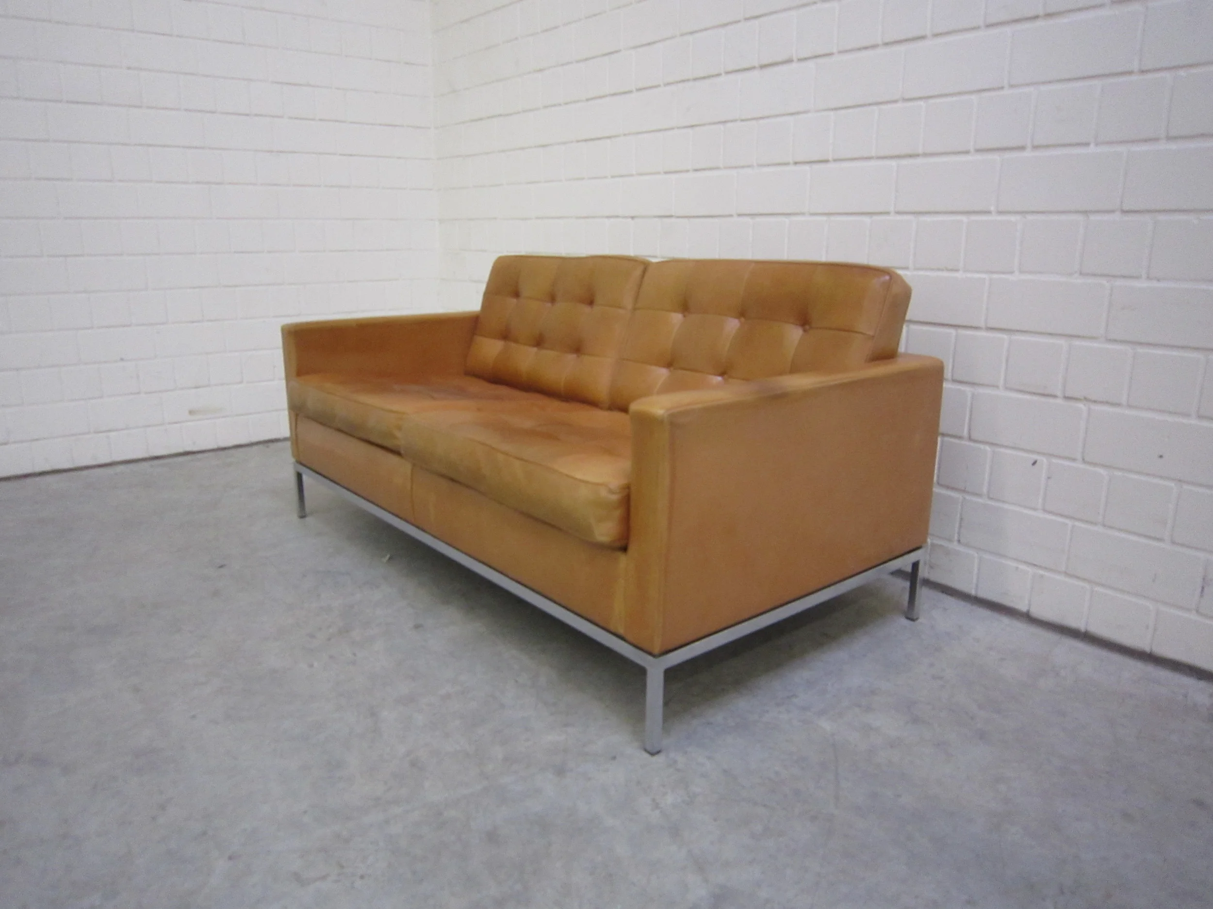 Knoll cognac (3).JPG