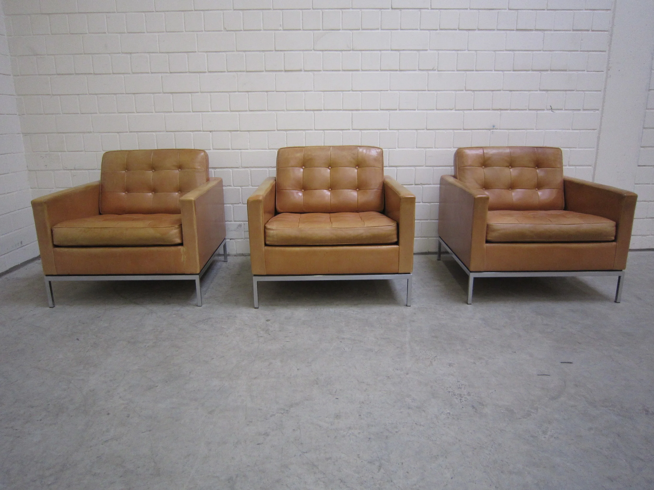 Knoll cognac (6).JPG