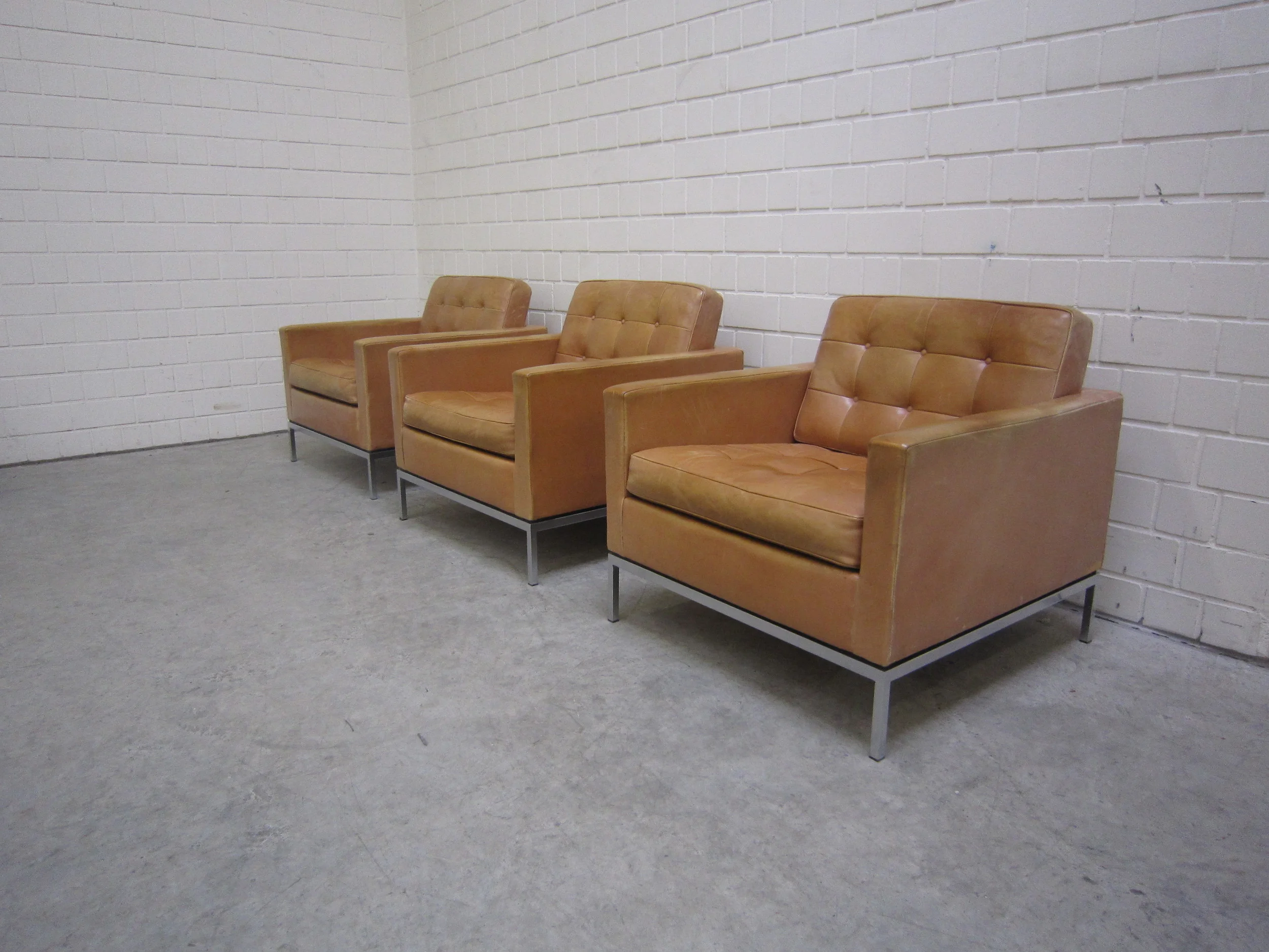 Knoll cognac (8).JPG