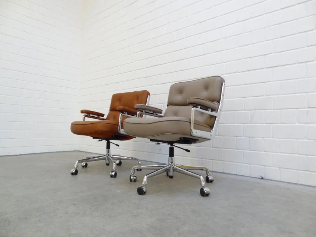 Vitra Lobby Chair (2).JPG