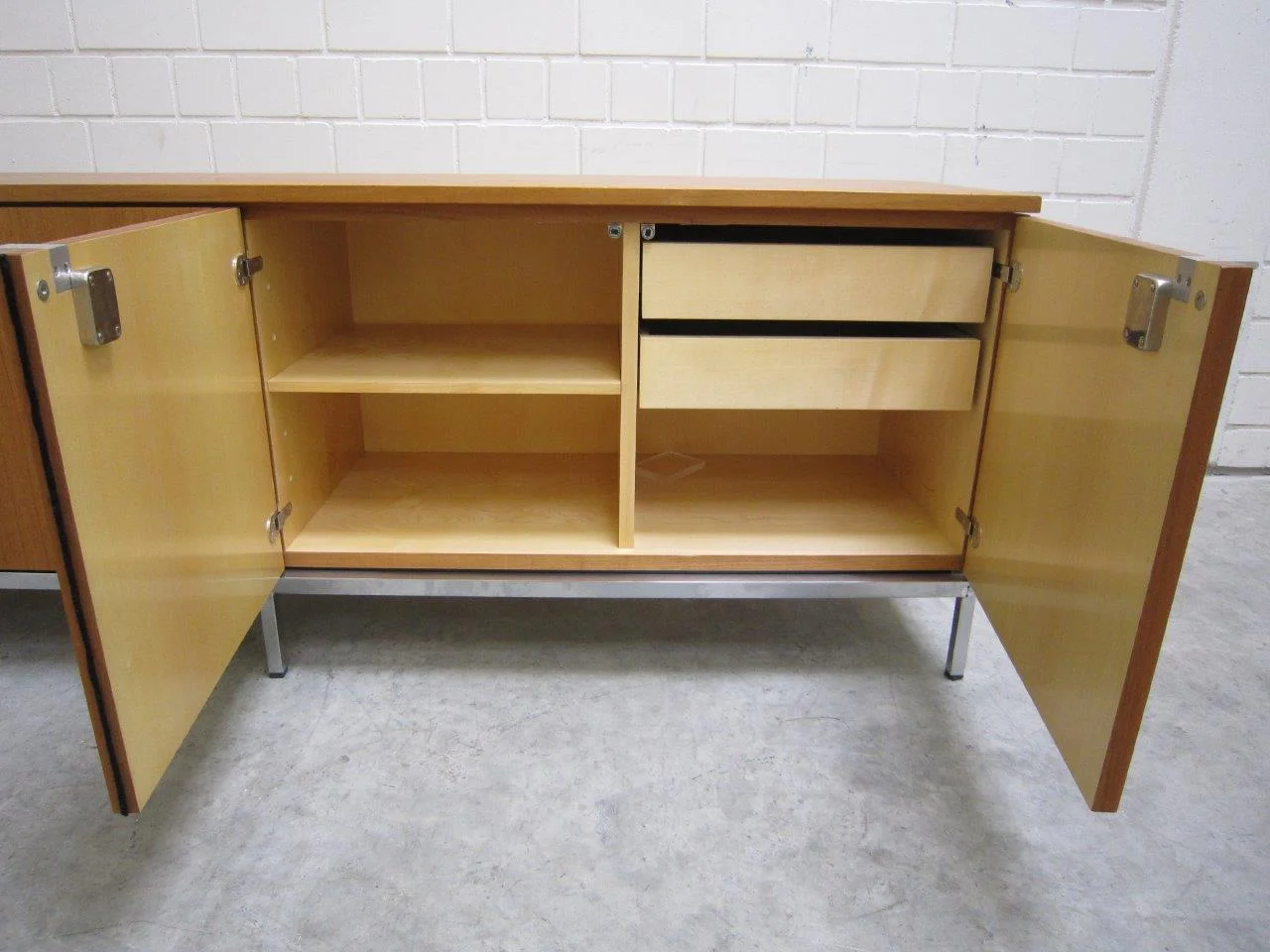 Knoll Sideboard (5).jpg