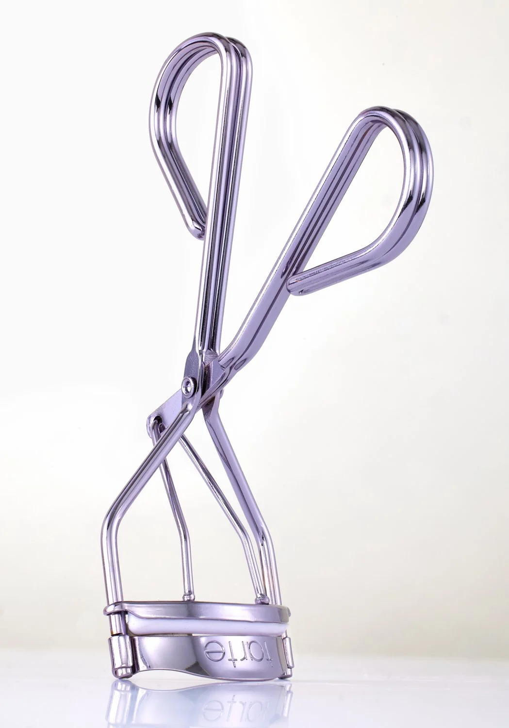 Lash_Curler_and_deluxe_Tubing_3341 stacked comp copy.jpeg