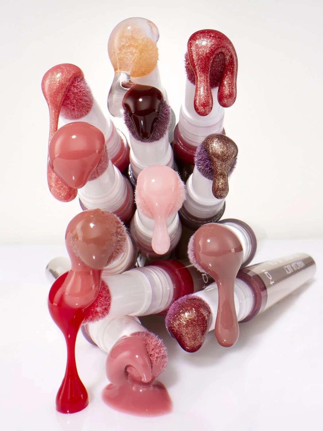 Copy of Lip_Oil_alt_835_RGB_UNCROPPED_DESIGN_up_res-enhance-7200h-sharpen.jpeg