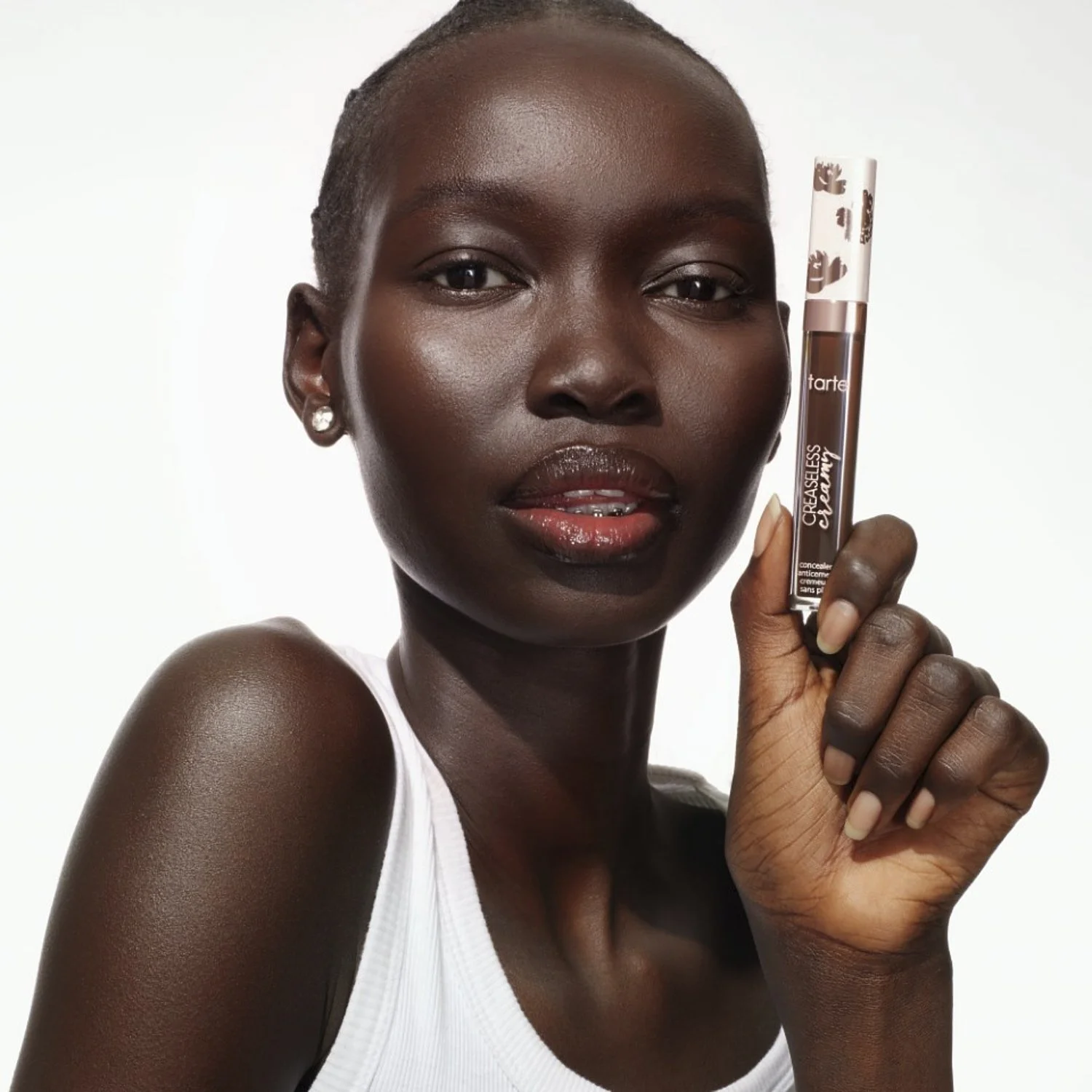 Creaseless_Aman_64W_Creamy_6869_RGB_2000X2000.jpeg