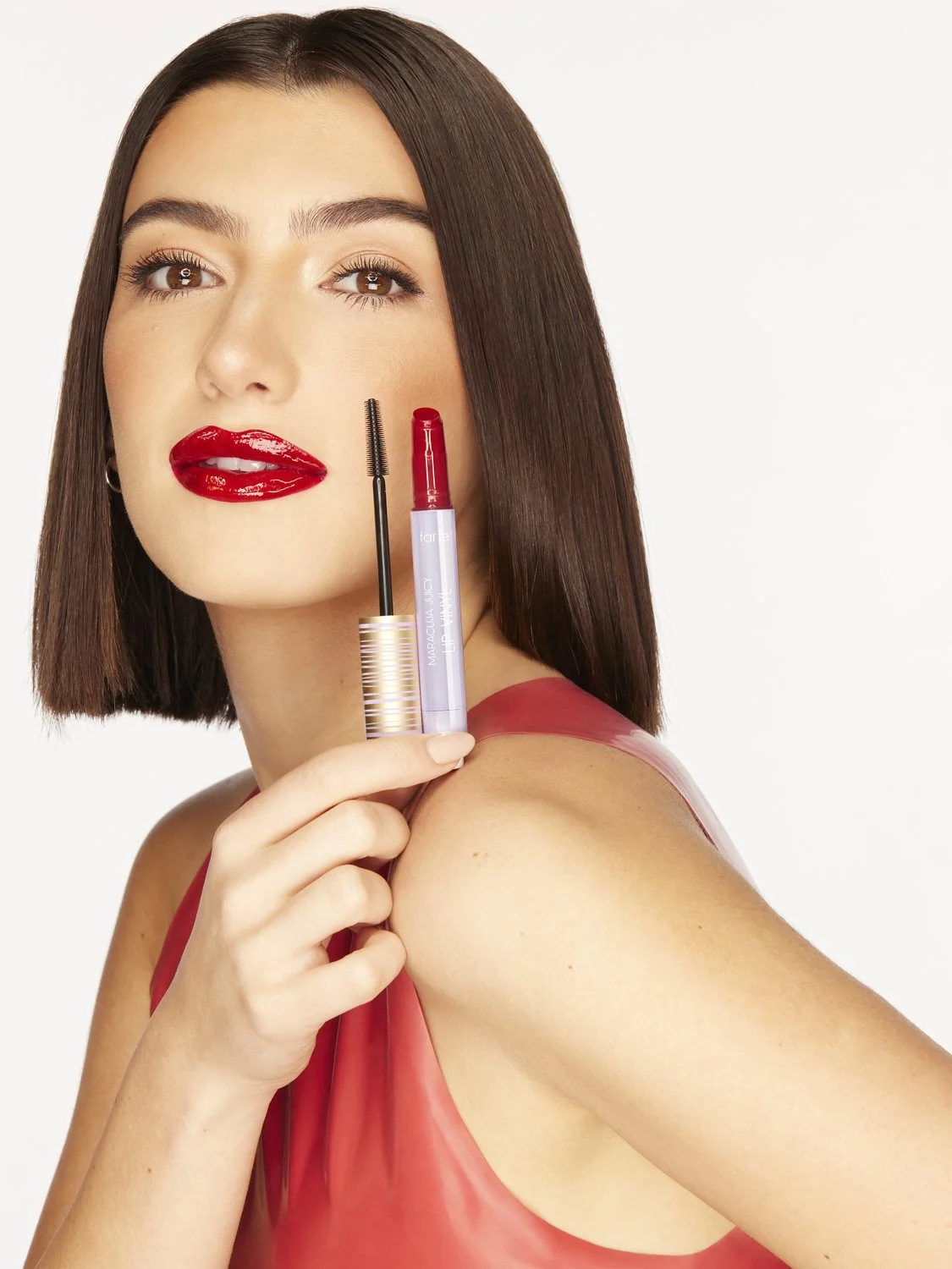 Lip_Vinyl_hero_Bianca_Apple_1713_RGB_2000x2667.jpeg