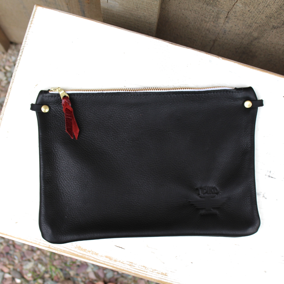 Small Convertible Monarch Clutch - Softy Black