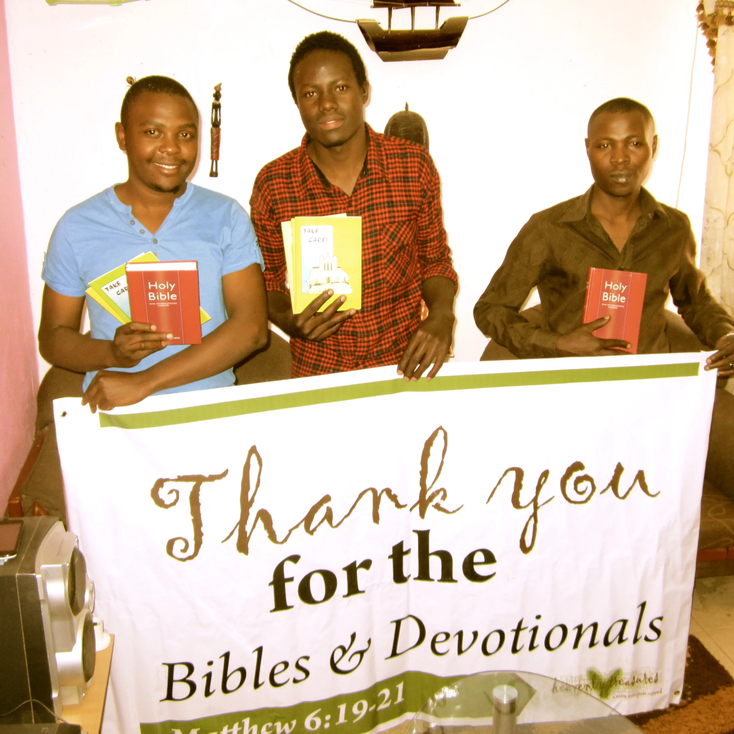 (Top picture: Through the generosity of one of our donors, Heavenly Treasures Kenya was able to provide devotionals to our artisans in Kenya. Pictured above is the Pamoja Youth Crafts staff.)