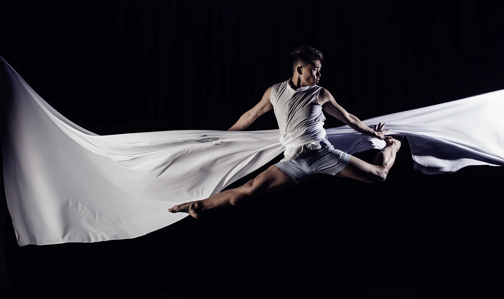 vancouver-dance-photographer-mavreen-david-4.jpg