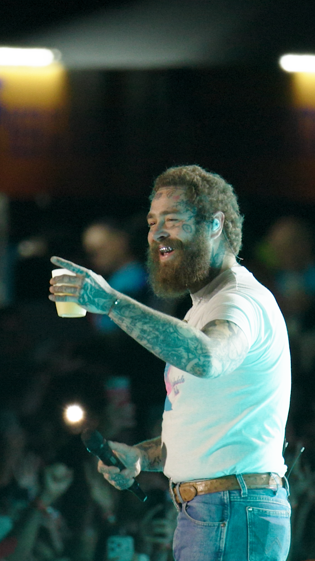 Posty 2.00_00_07_21.Still001.png