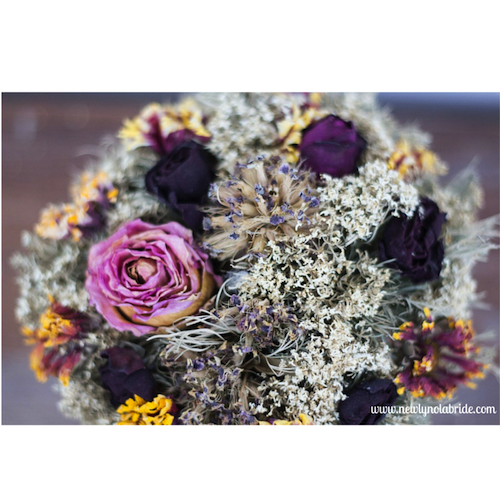 See how the colors are complimentary (purple & yellow), but tweaked with a bunch of different shades and tints? Gorgeous!