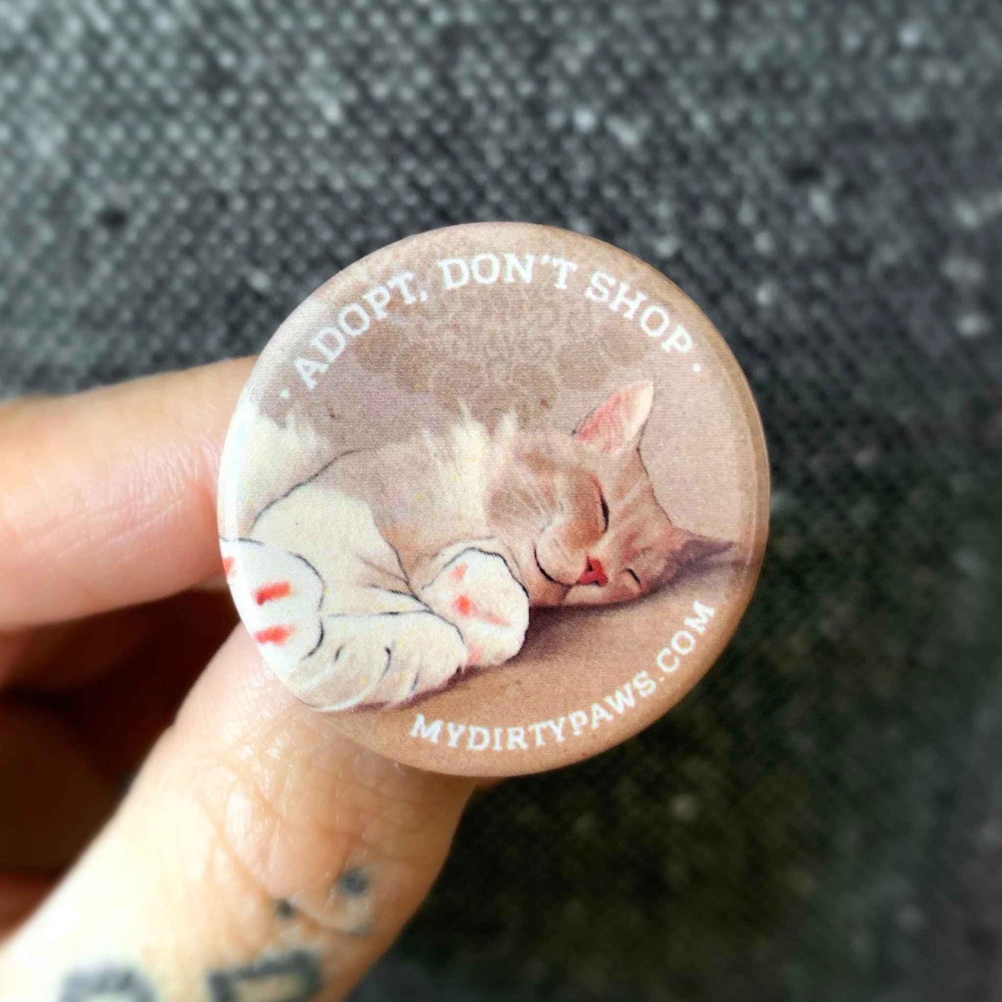 button_casper.jpg