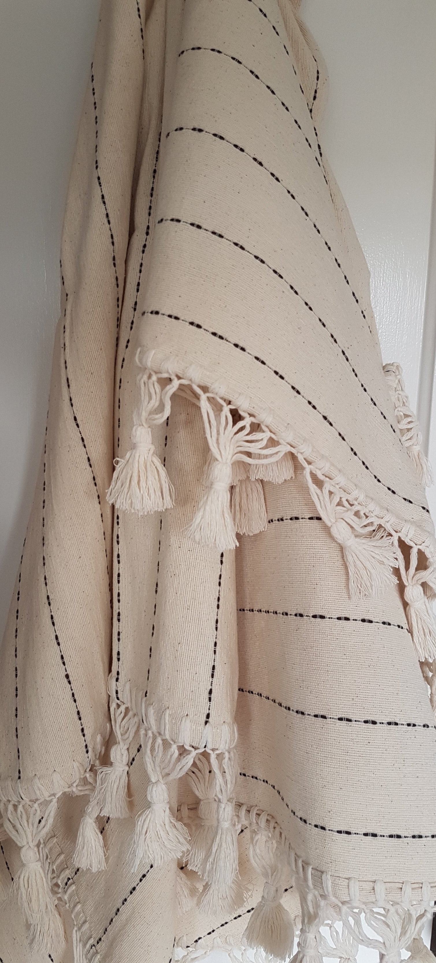 Cotton Throw with tassels