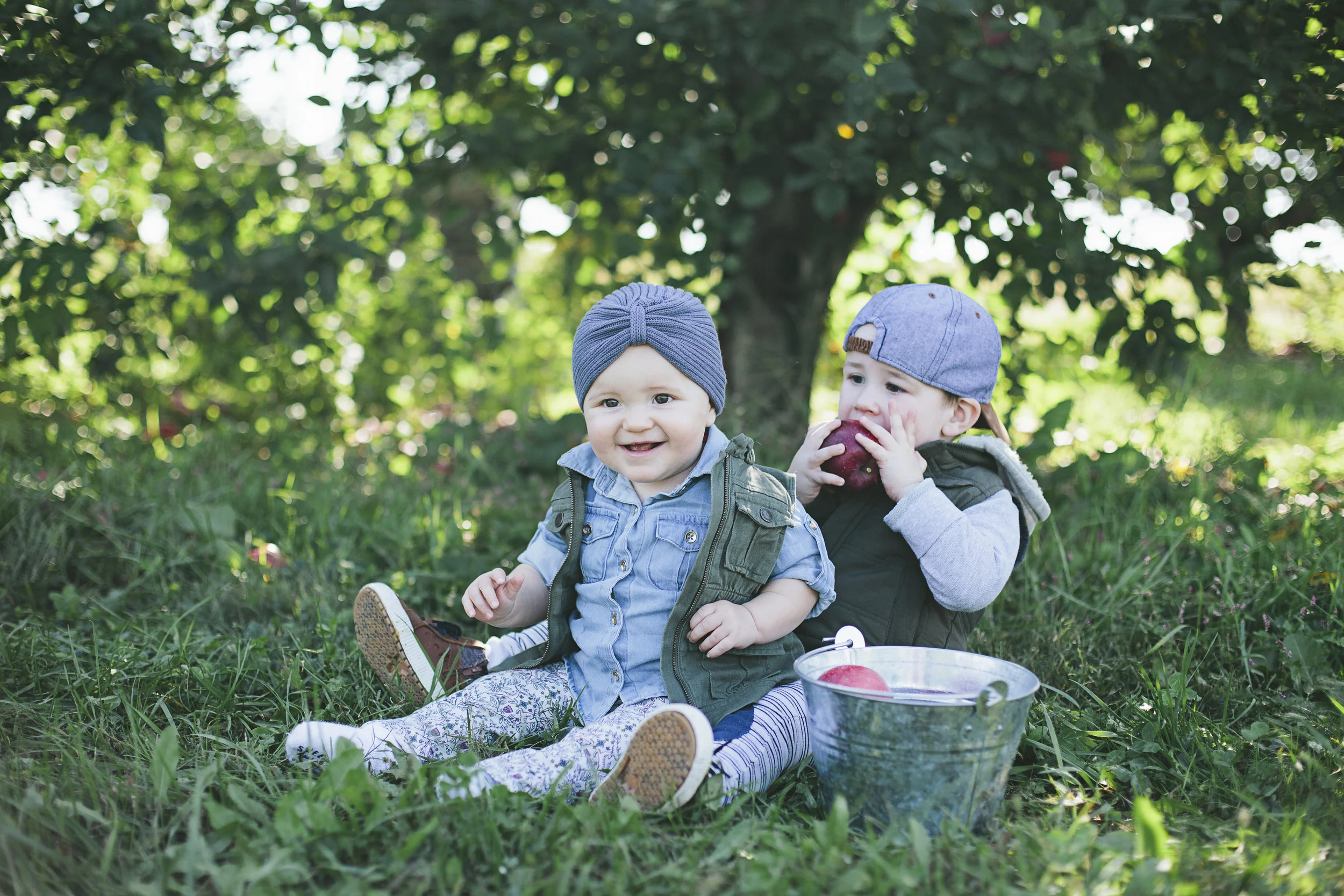 These &nbsp;munchkinins are two of my favorite little humans. After months of playdates we finally got a good picture of them together! A big thank you to my sweet friend Liz for snapping these photos!