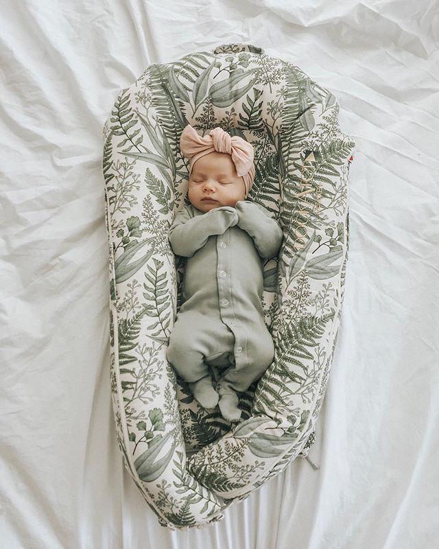 You know it&rsquo;s your third kid when your posting their &ldquo;one month photo&rdquo; a week late. And you definitely know it&rsquo;s your third kid when she&rsquo;s wearing her sister&rsquo;s bow and her brother&rsquo;s onesie. #onemonth #ourgold