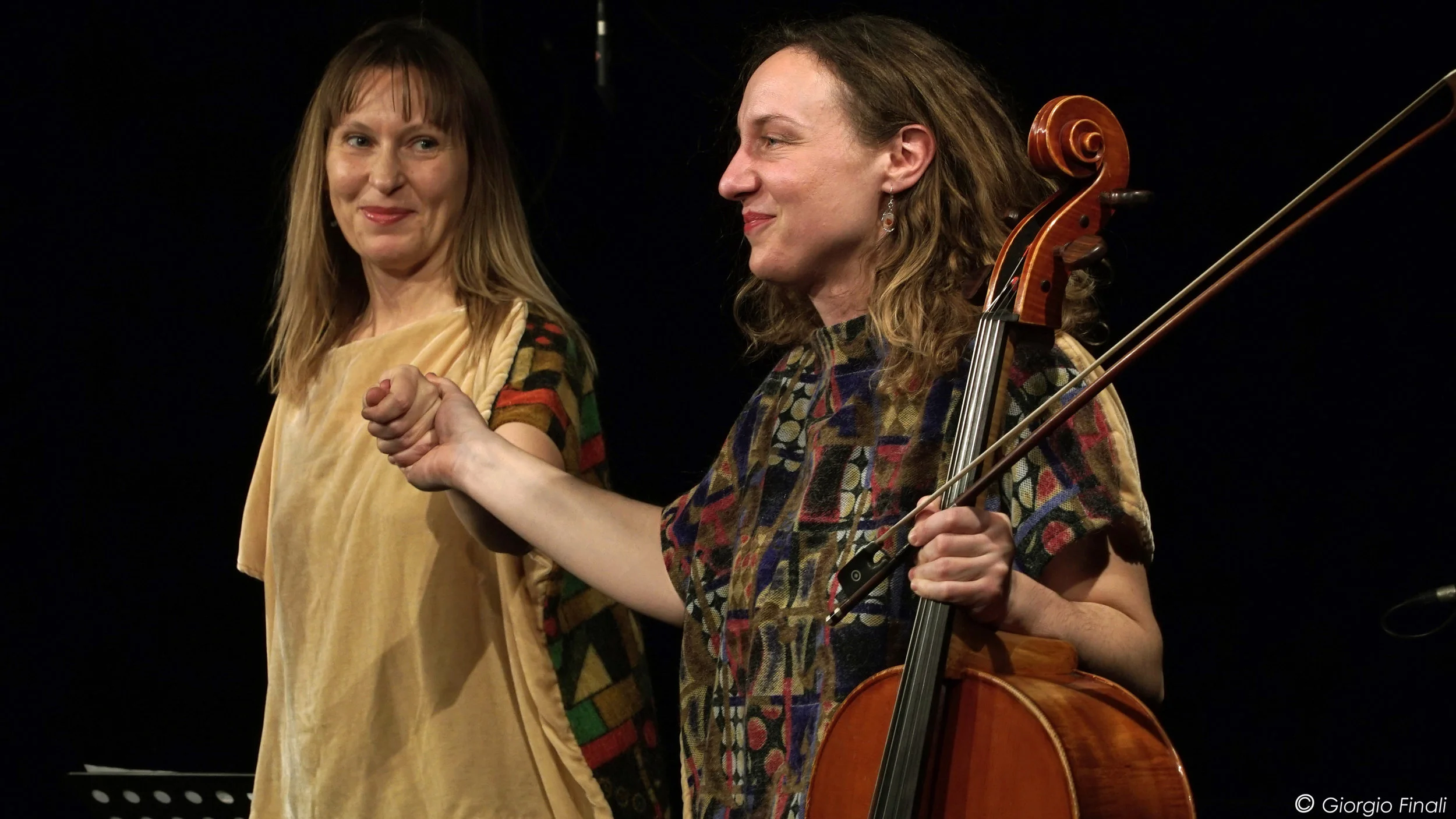 artist update: tarozzi - walker duo | tsii block cloth shirts &amp; jewelry in action 