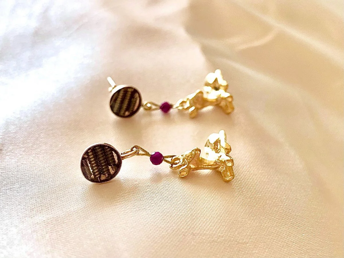 sitting fawn earrings