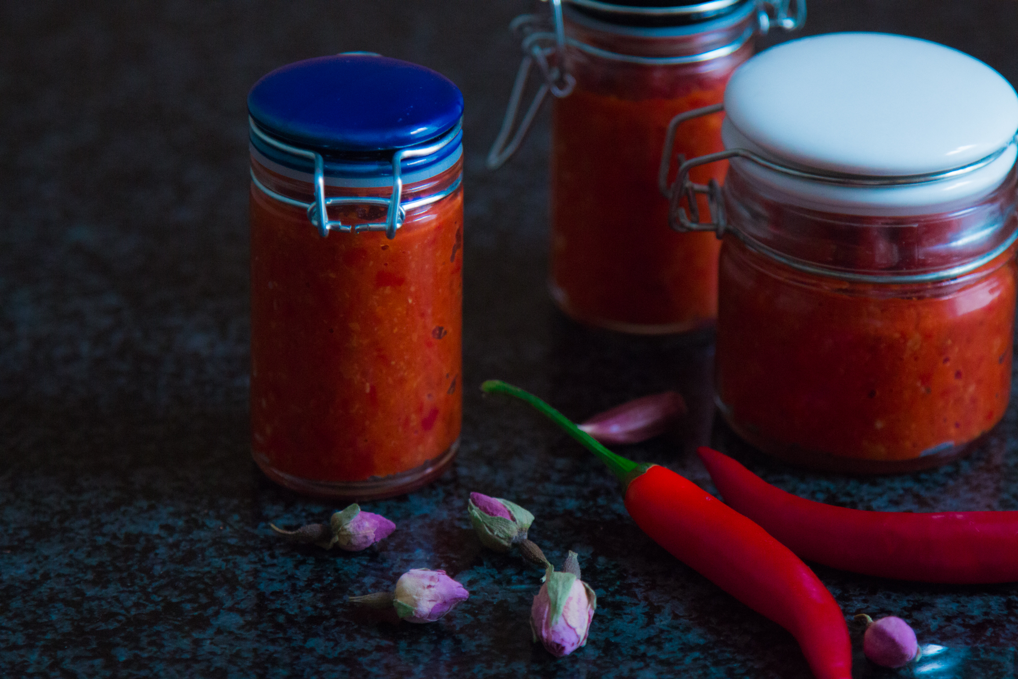 Harissa à l'eau de rose  Pâte de piment aromatique d'Orient