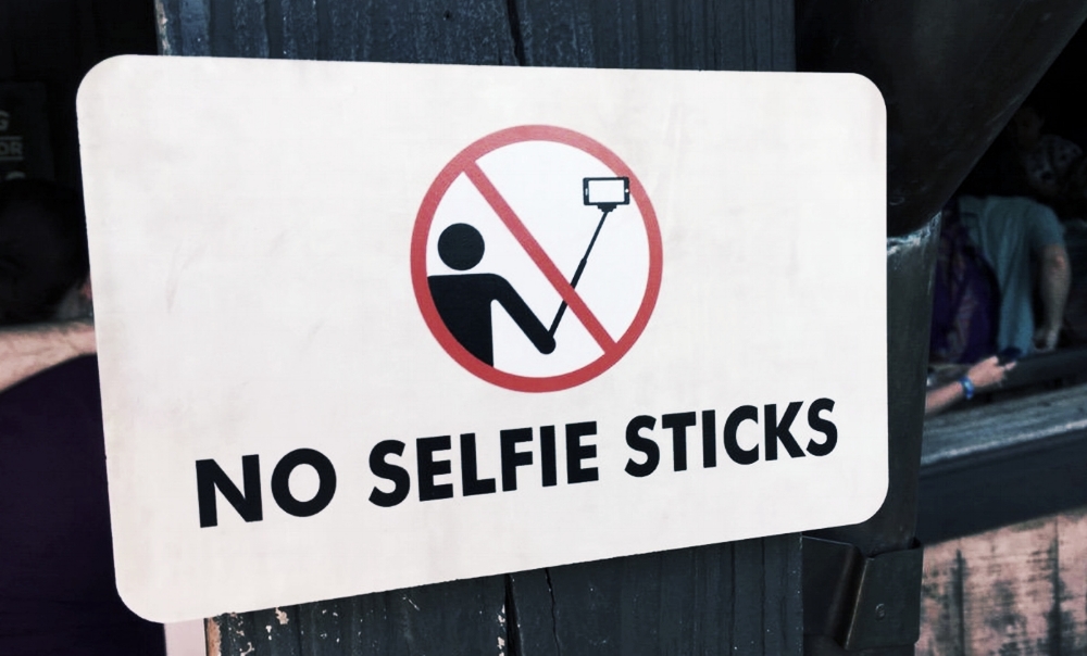 Problem: Selfie Stick