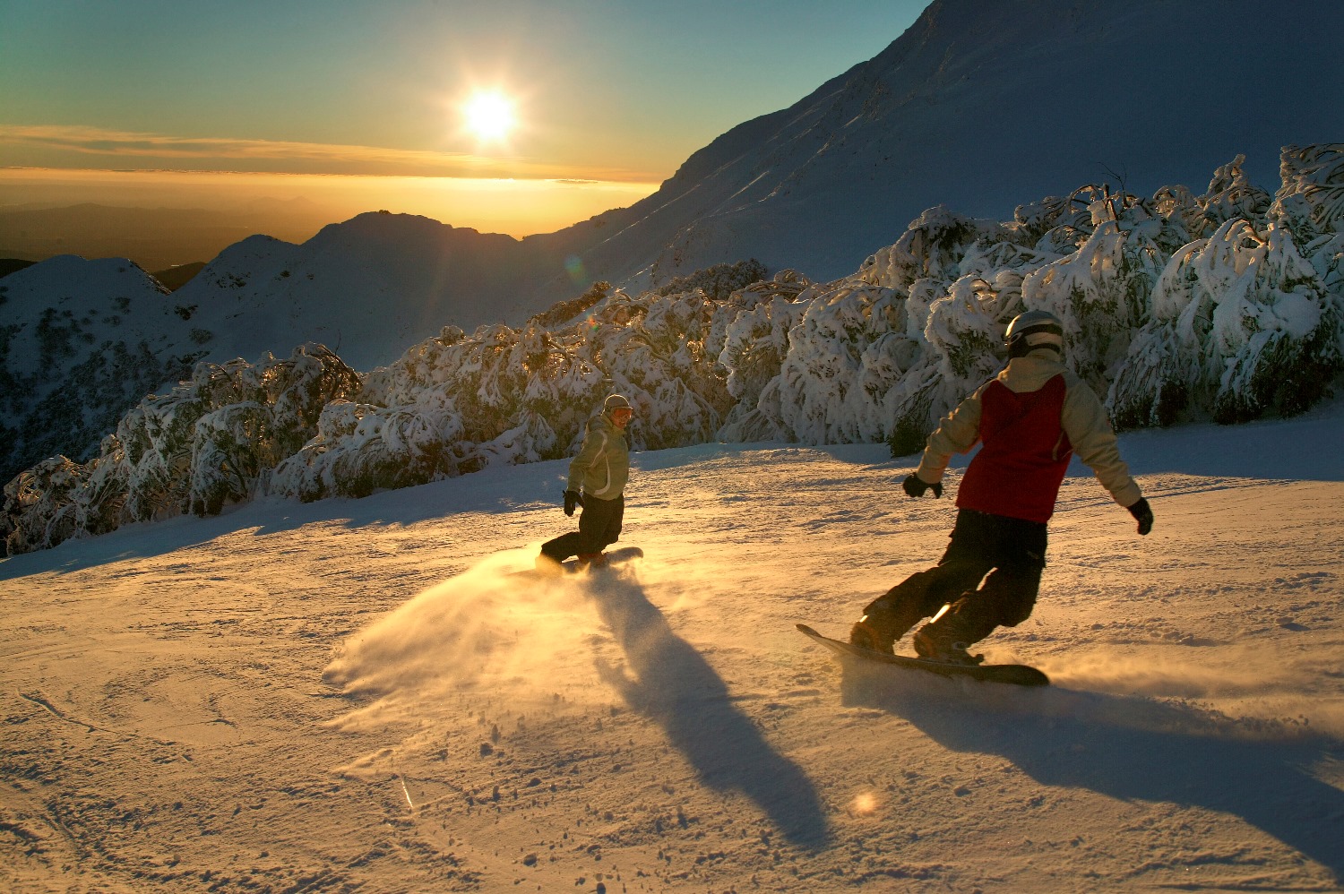 sunset-snowboarding.jpg