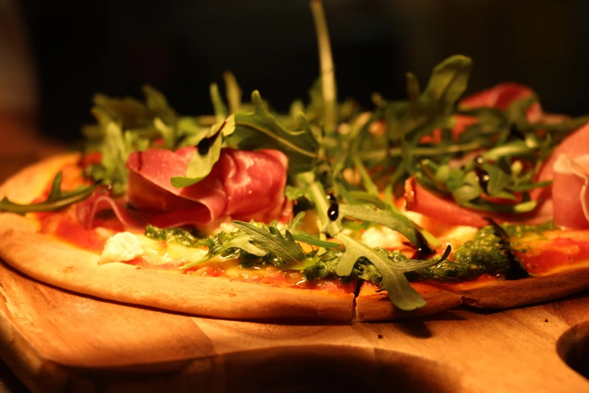 prosciutto pizza.jpg