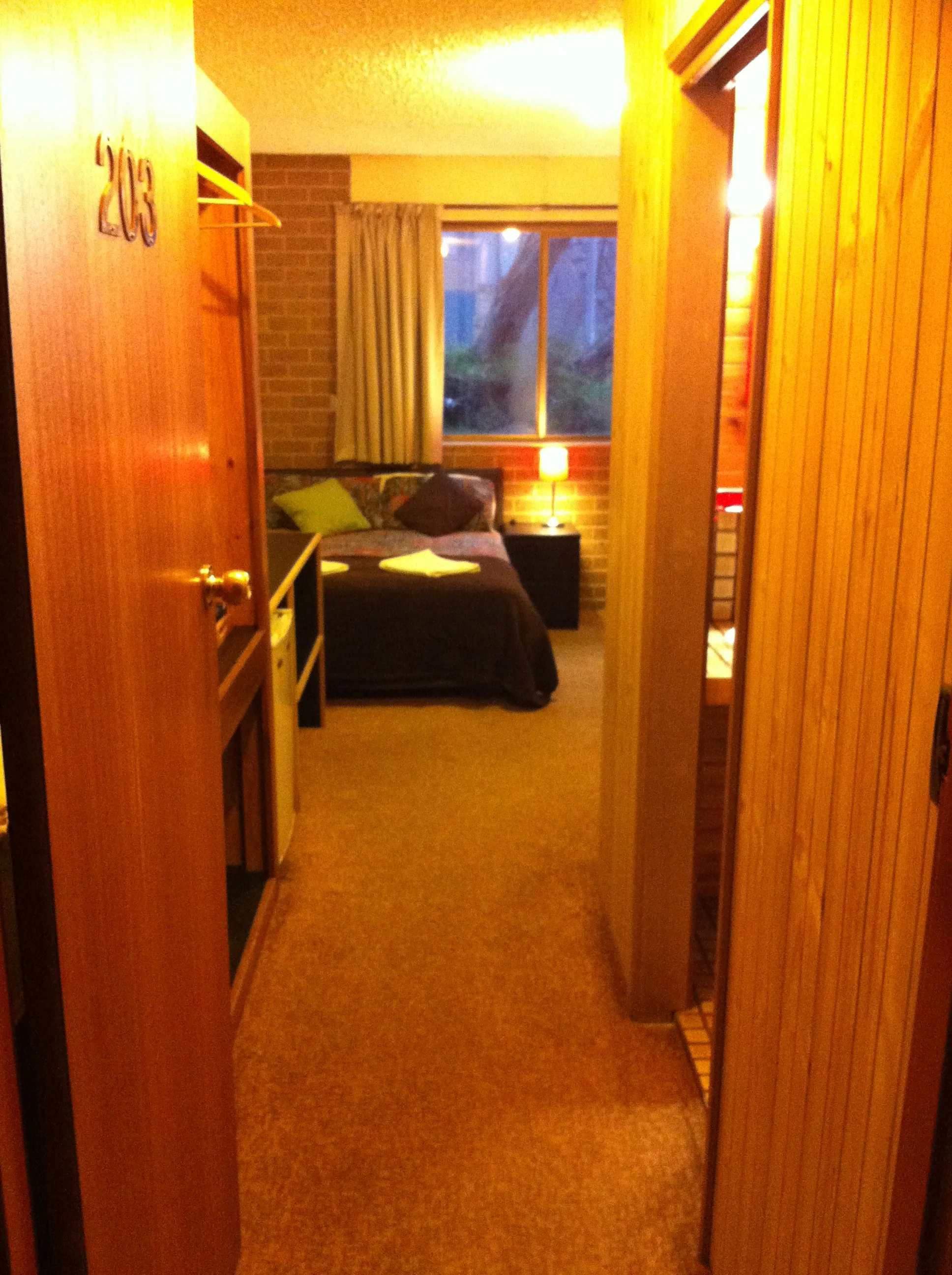 alpine-room-203.jpg