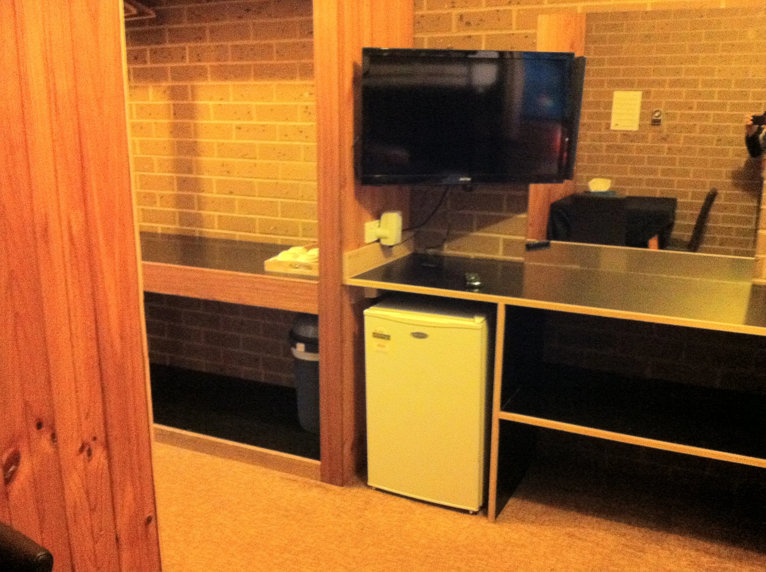 tv-fridge.jpg