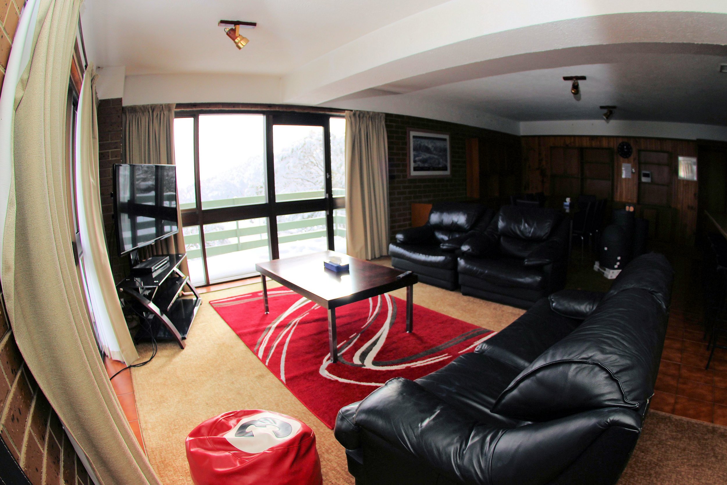 Alpine-Retreat-Chamois-Apartment Lounge.JPG