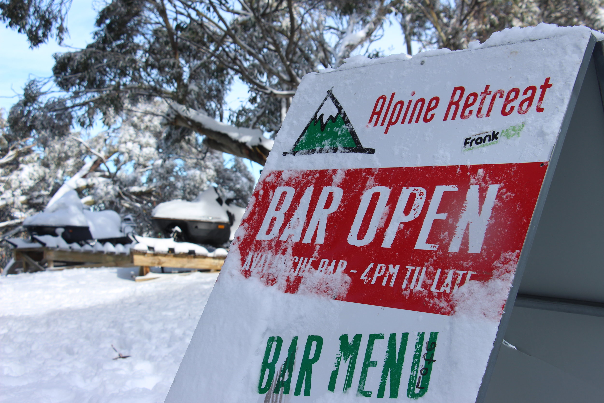 Off-Piste Bar at Alpine Retreat.JPG