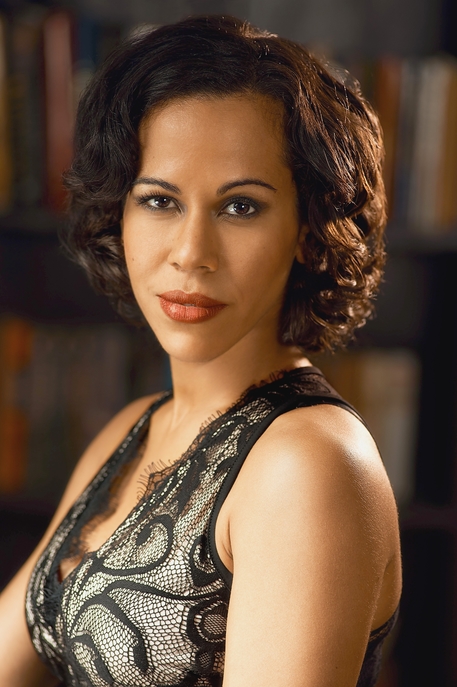 Photographer: Antonio Carrasco Actress: Anny Rosario Make Up and Hair: Ericka Cho