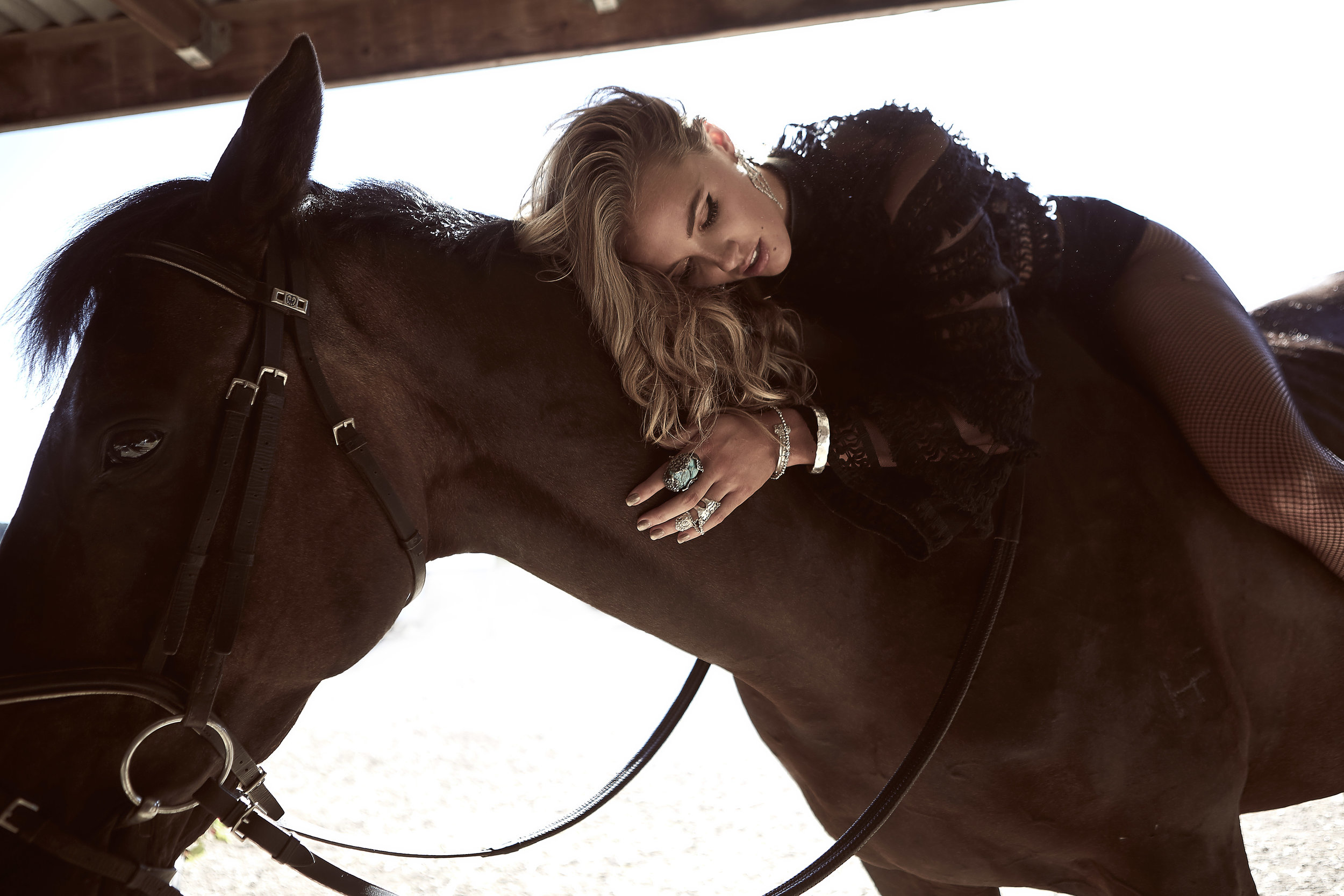 Brooke_BlackMag07.jpg