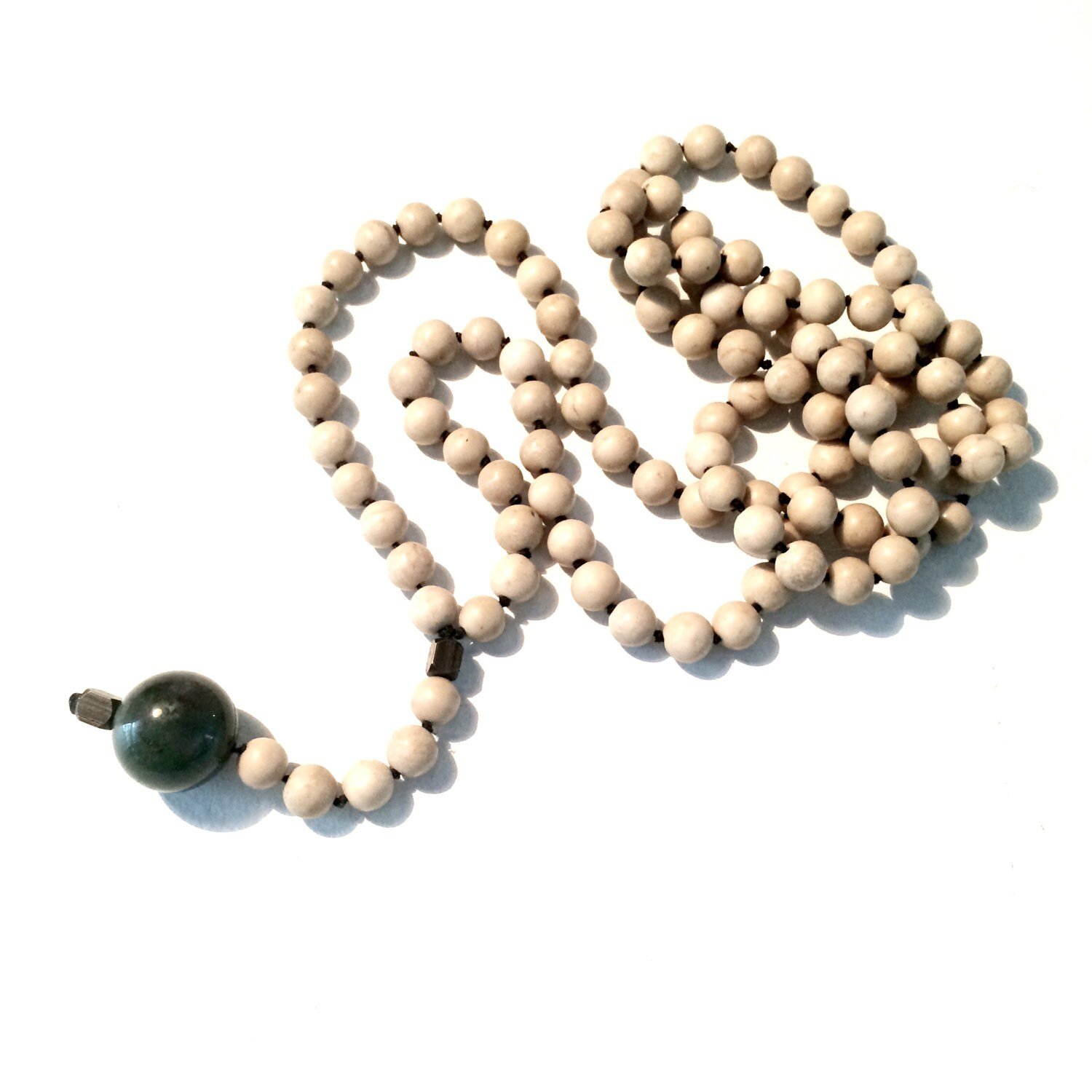 https://i.etsystatic.com/6130205/r/il/0348f1/790026517/il_fullxfull.790026517_ebvv.jpg