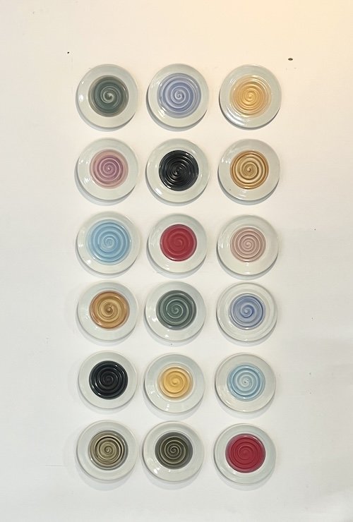 Eighteen Plates and Nine colors