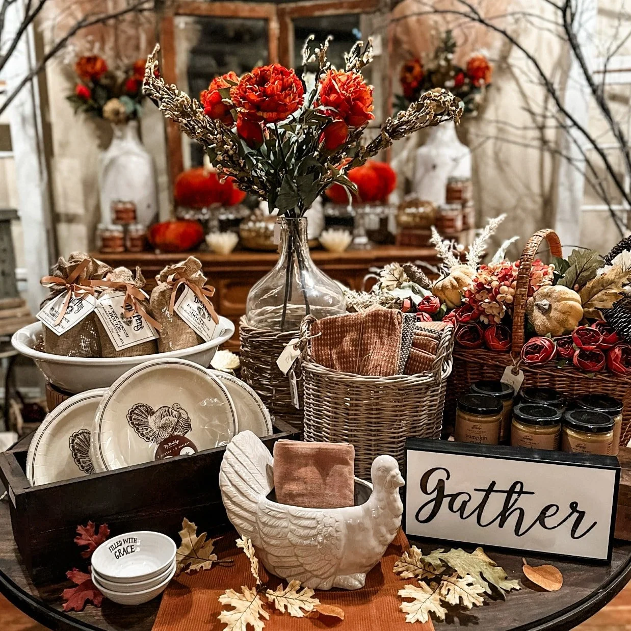 Gather together during our Our Holiday Blessings and Christmas Preview Pop-up - November 21-23! 🦃 🎄✨🍂

Friday &amp; Saturday: 10am - 5pm
Sunday: 10am - 4pm
1235 Eddy Street | Gardnerville, Nevada

It&rsquo;s the perfect way to celebrate the warmth
