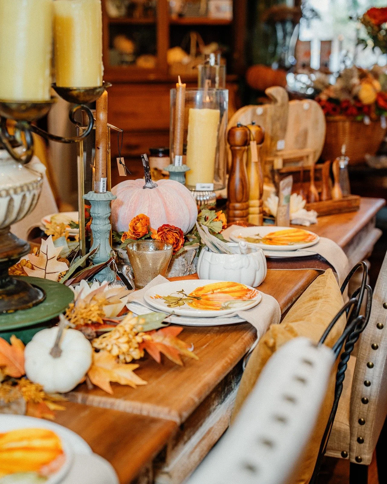 Our Harvest Blessings &amp; Christmas Preview Pop-up is HERE! 🦃 🎄Doors open at 10am TODAY-SUNDAY! Join us and celebrate the warmth of fall and the sparkle of the holidays ! ✨🍂

November 21-23
Friday &amp; Saturday: 10am - 5pm
Sunday: 10am - 4pm
12