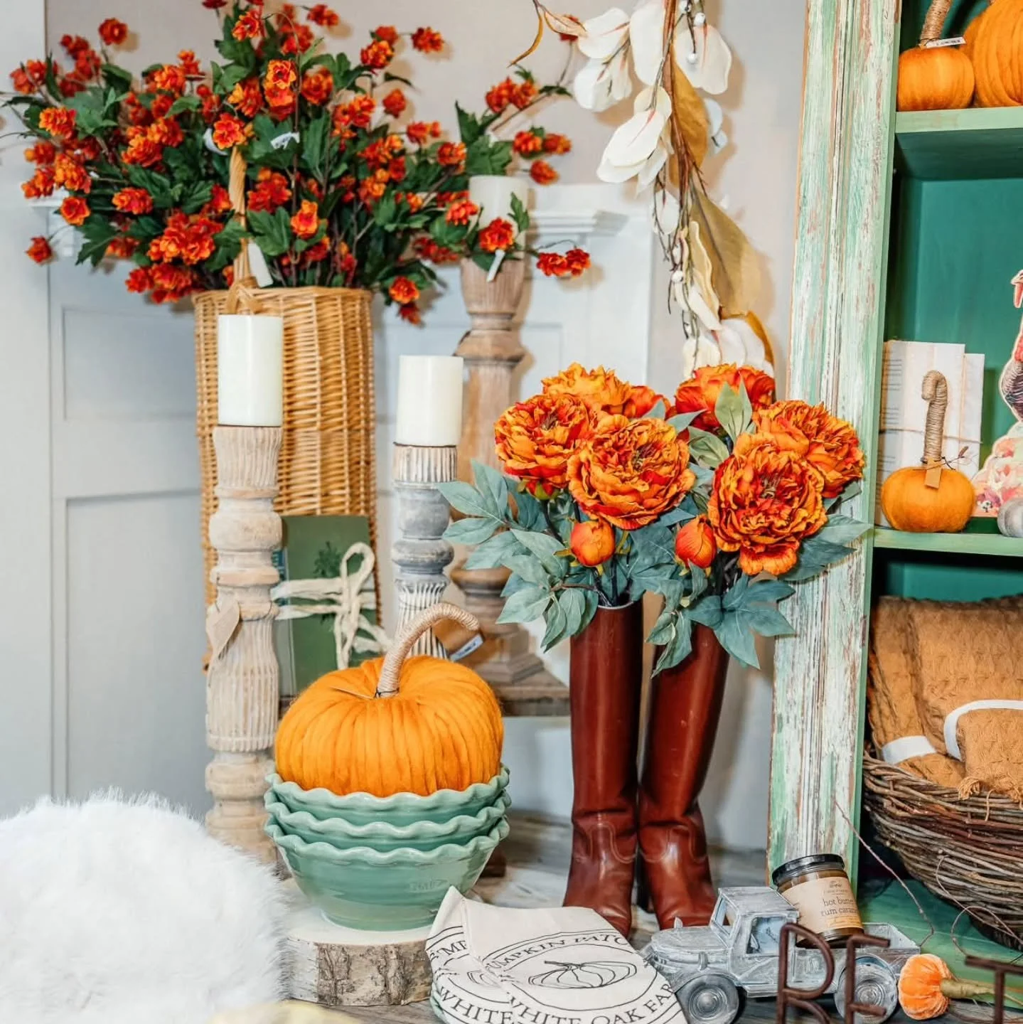 Let the feast-ivities begin! Our Harvest Blessings &amp; Christmas Preview Pop-up is HERE - doors open today at 10am!! Pop on over! 

November 21-23
Friday &amp; Saturday: 10am - 5pm
Sunday: 10am - 4pm
1235 Eddy Street | Gardnerville, Nevada

It&rsqu