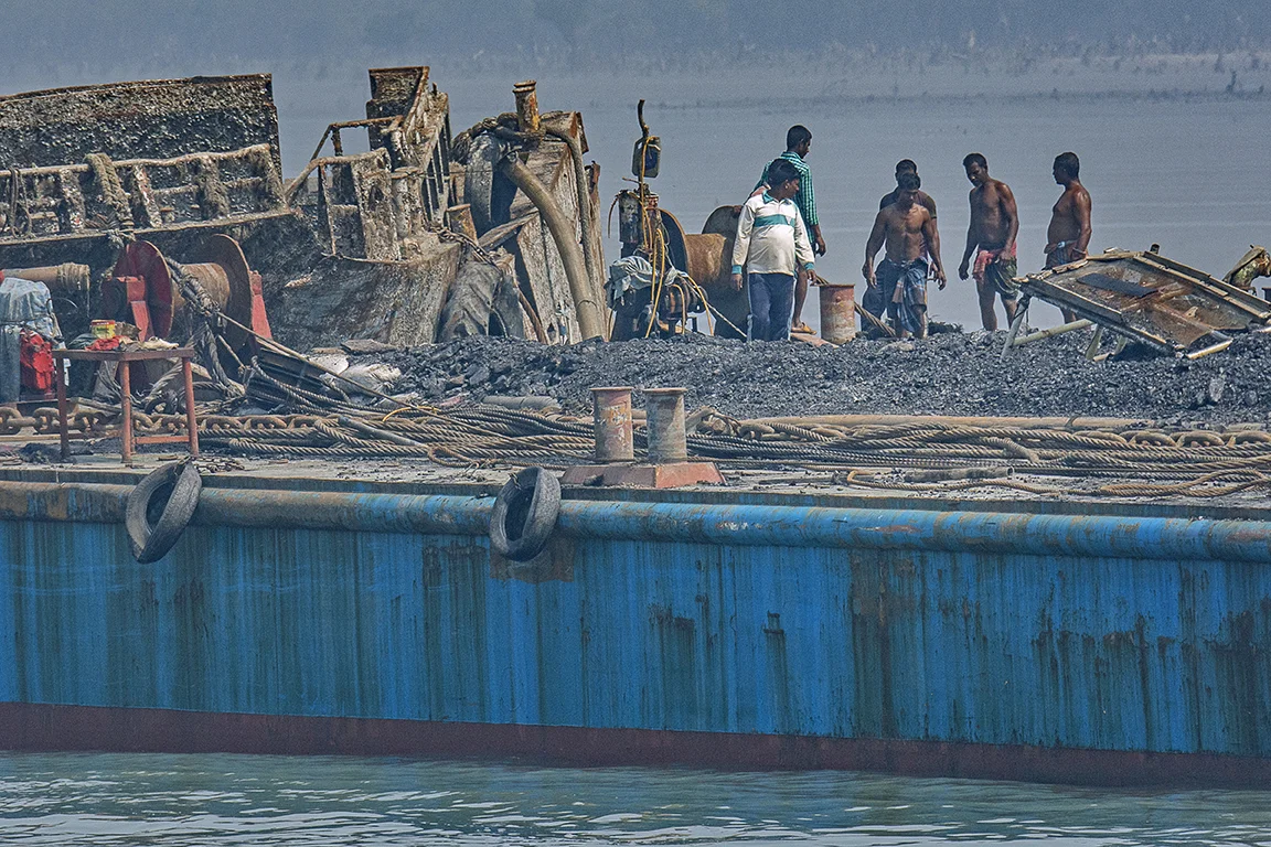 Removing Coal from the Shela River