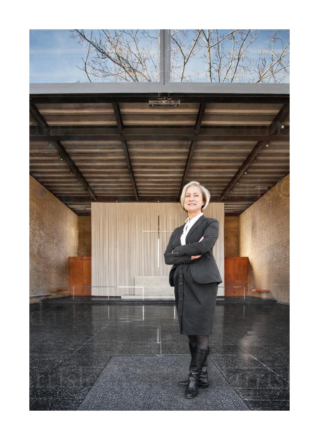  Donna Robertson, Architecture Dean at IIT, in front of Iliinois Institute of Technology Chapel. 