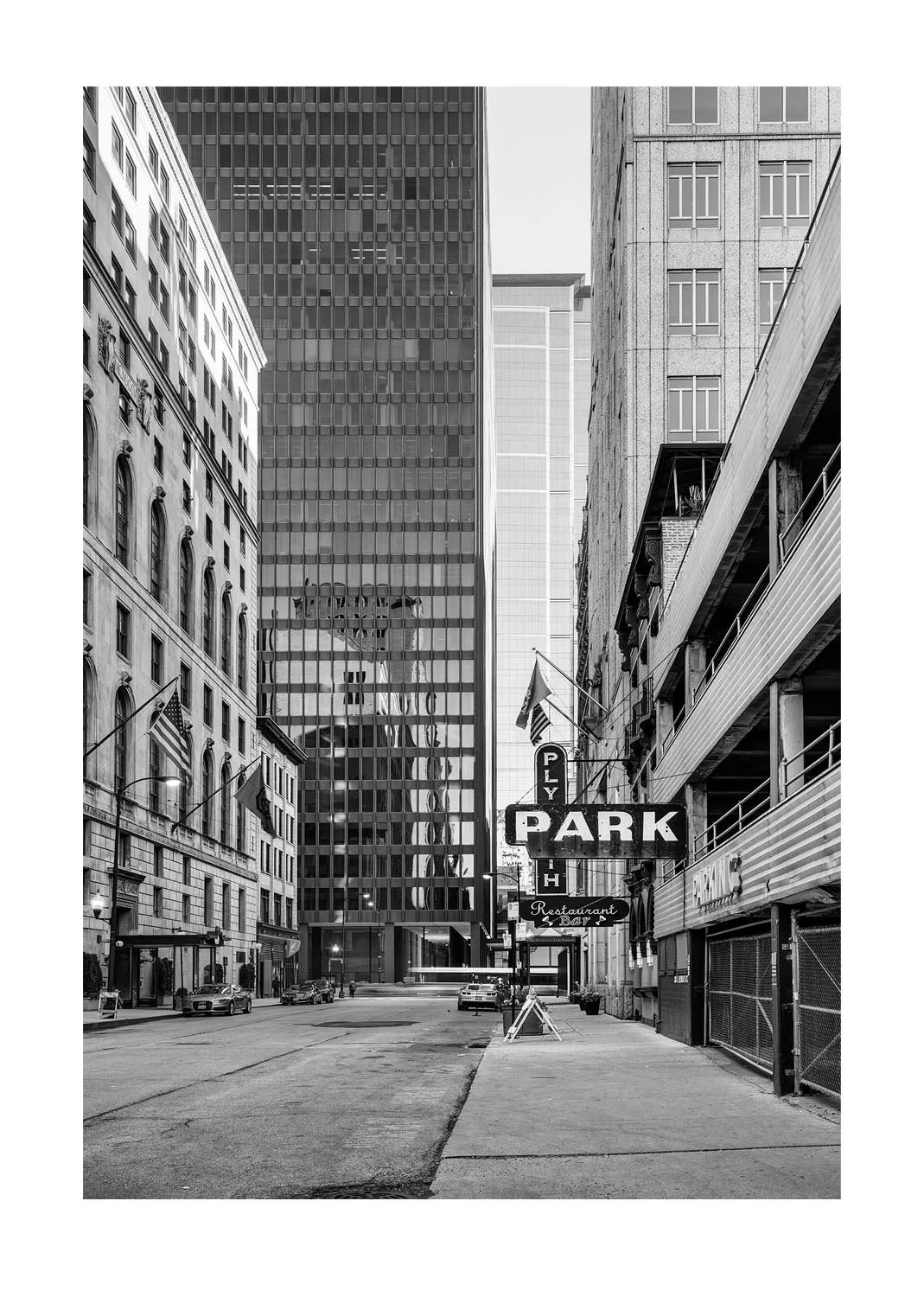 Plymouth Court near Van Buren Street
