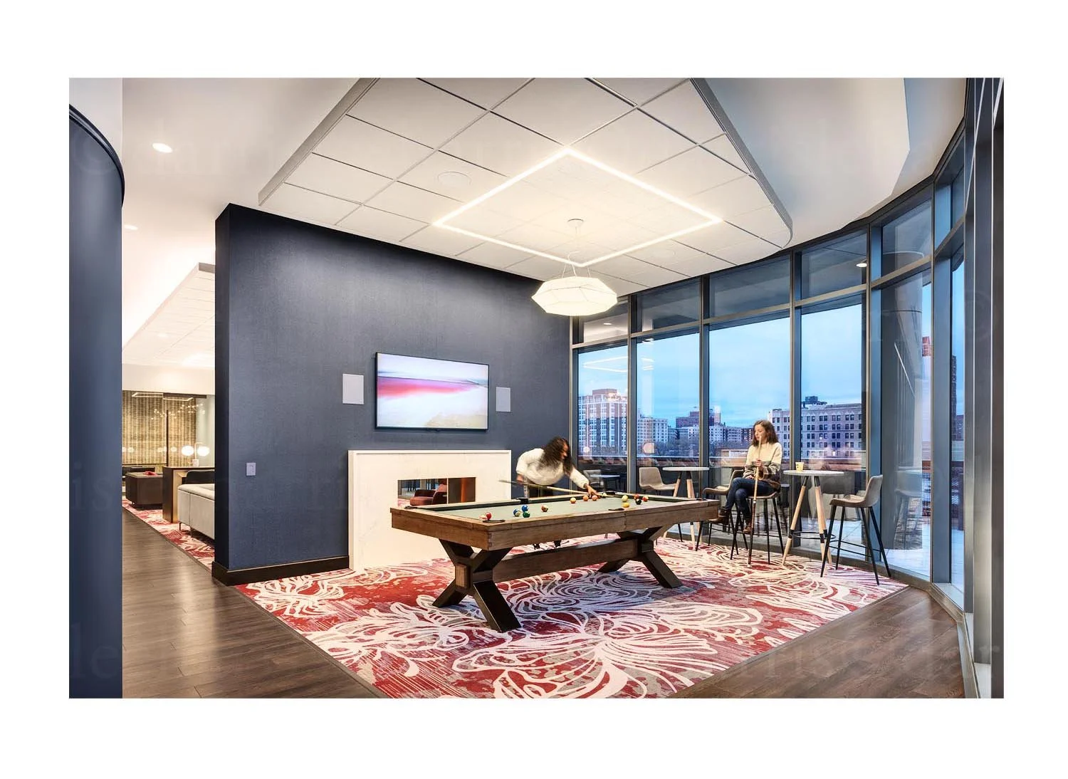 5252 S Cornell