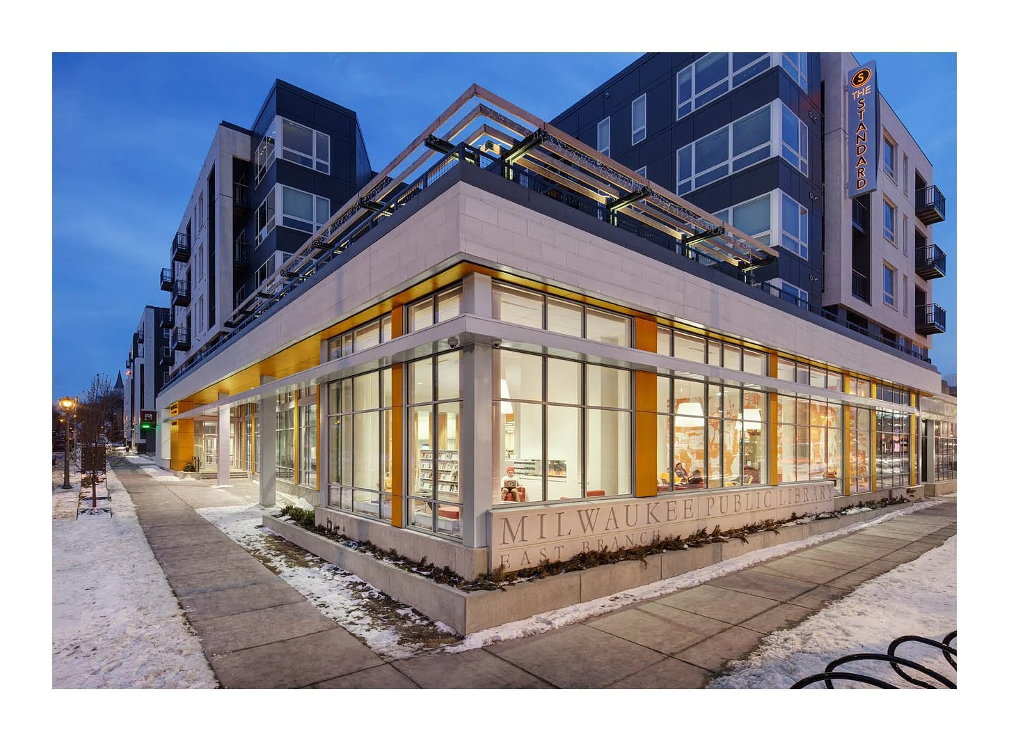 Milwaukee Public Library, East Branch