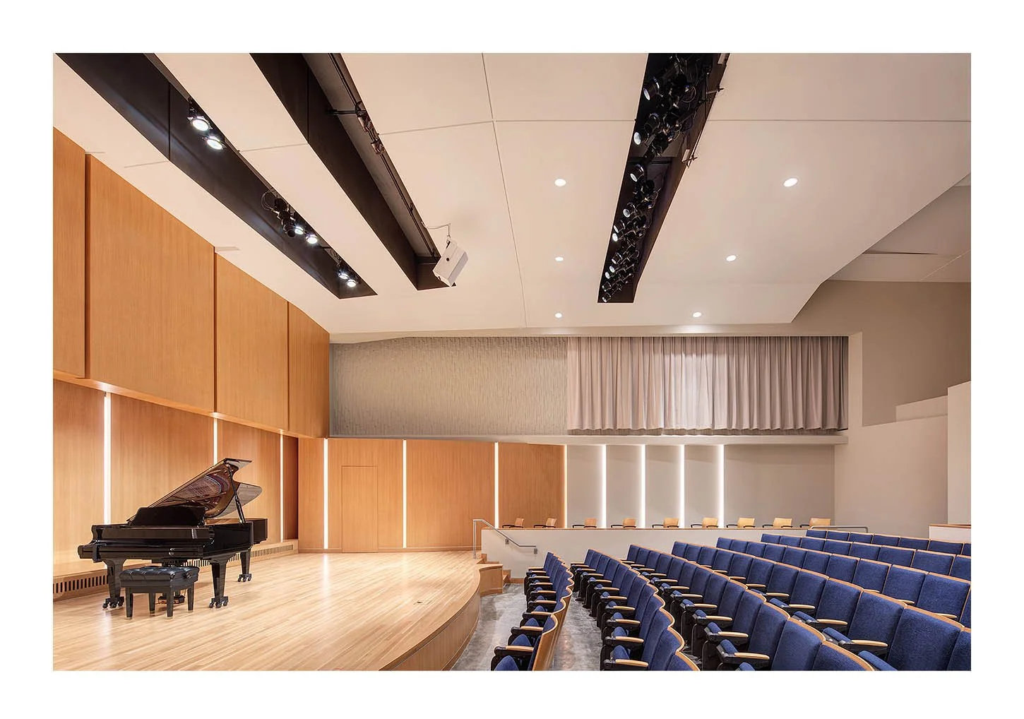  Armerding Center for Music and Arts; Wheaton College; HGA Architects and Engineers, FGM Architects 