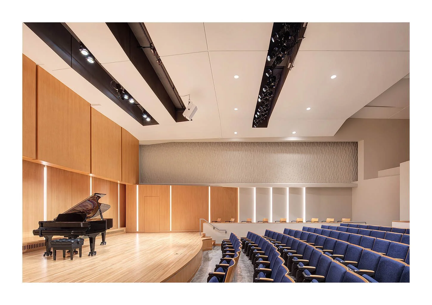  Armerding Center for Music and Arts; Wheaton College; HGA Architects and Engineers, FGM Architects 