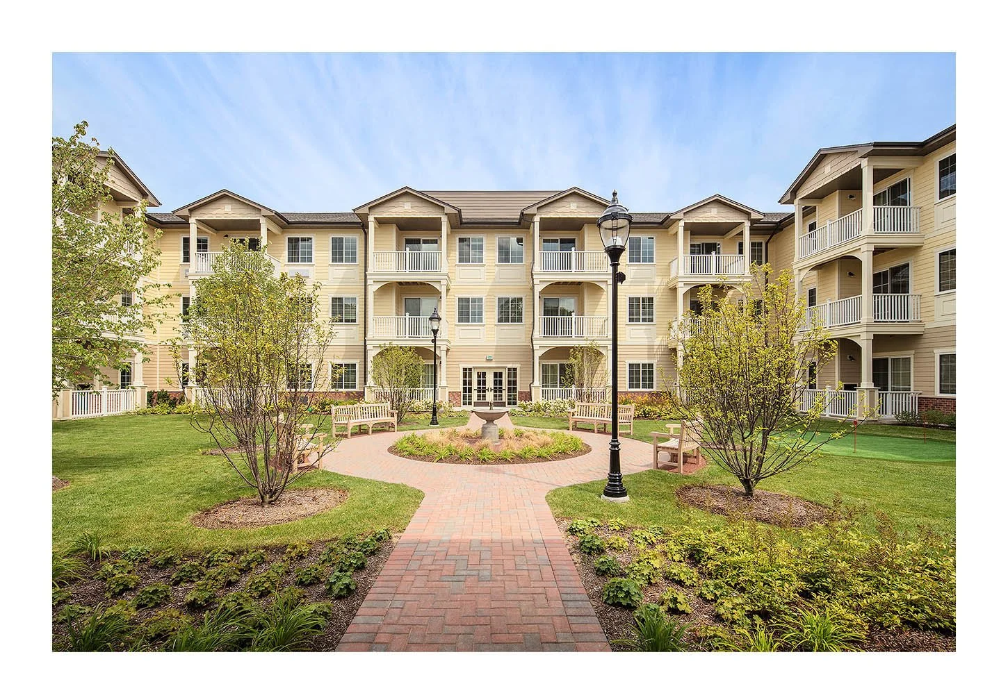 Green Oaks Senior Living