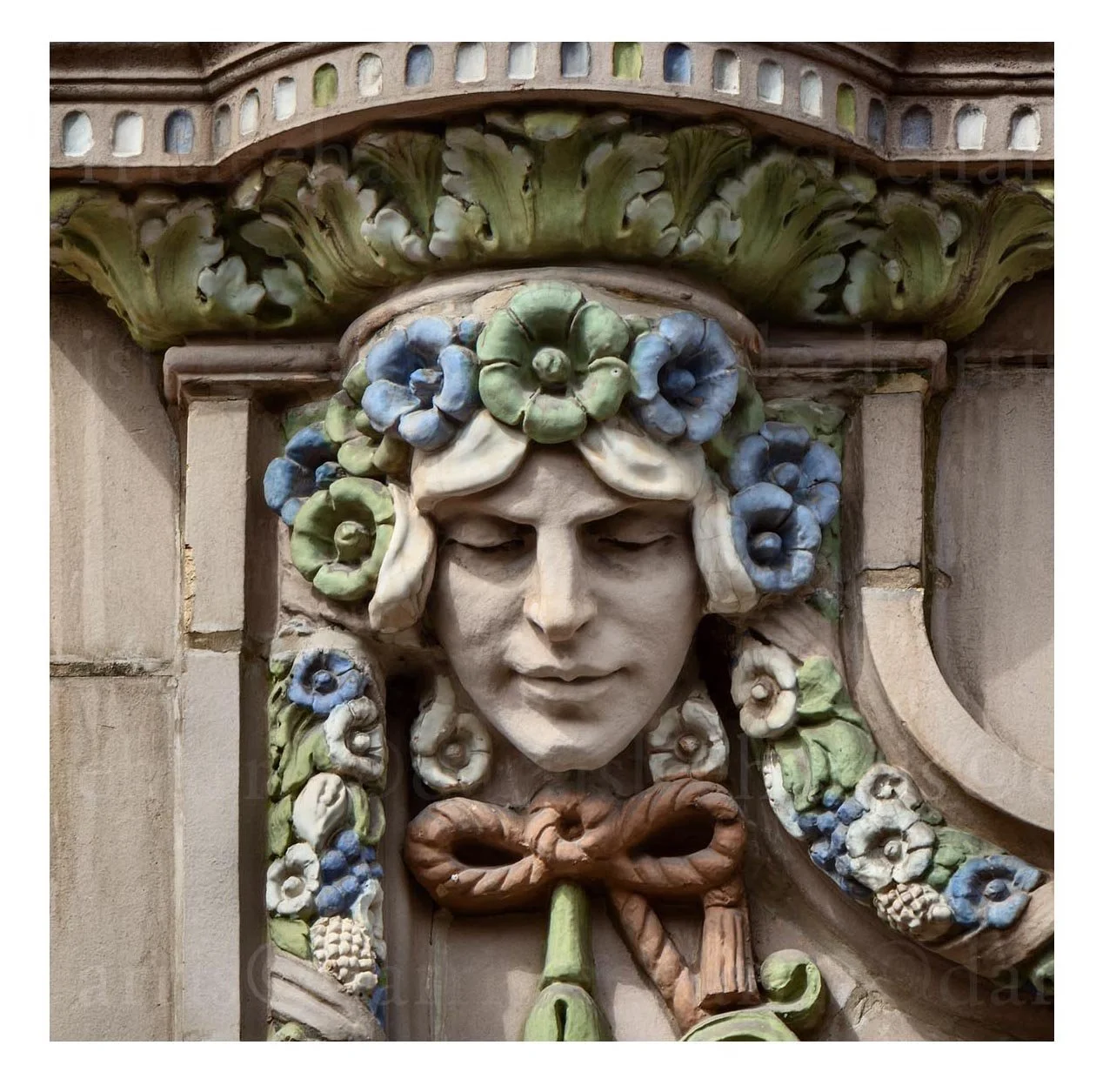 Aragon Face