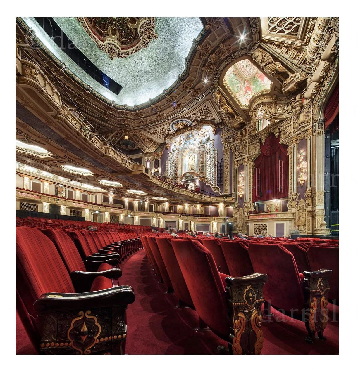 Oriental Theater