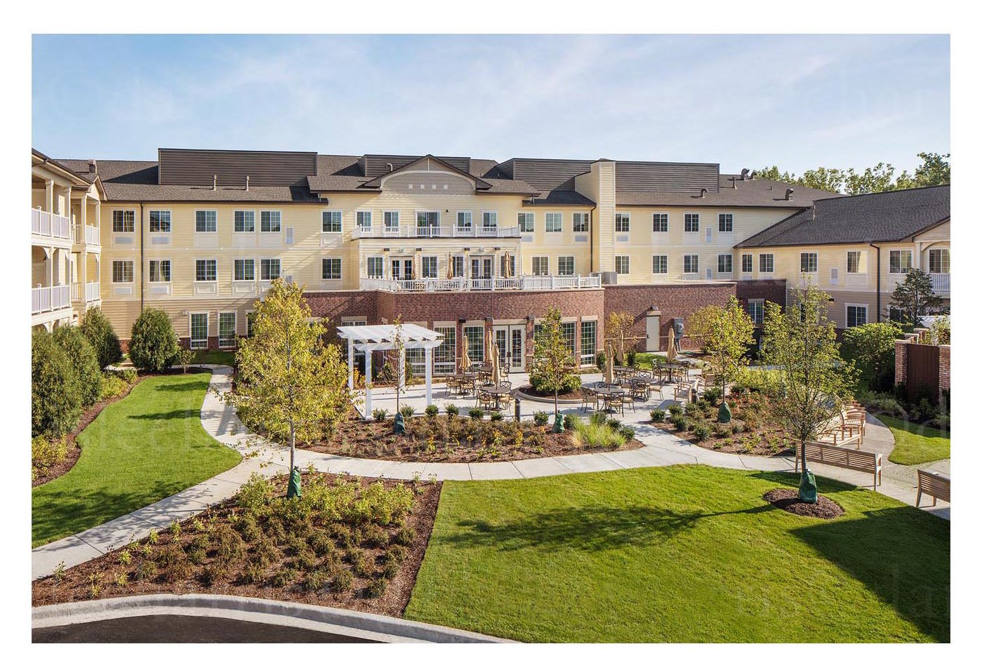 Green Oaks Senior Living