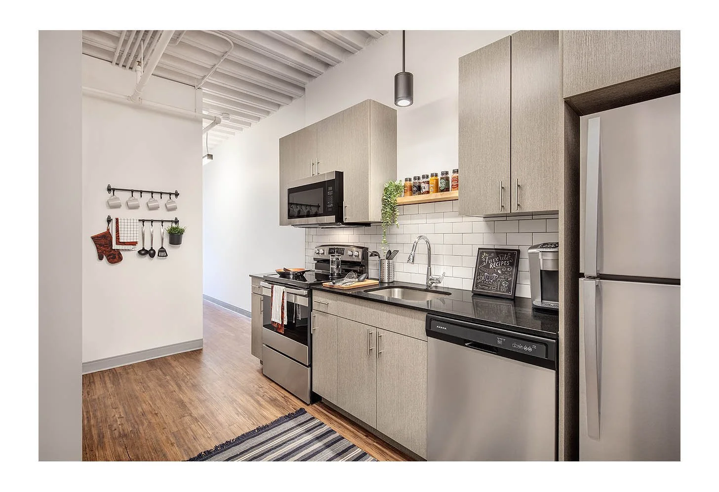 Wrigleyville Lofts