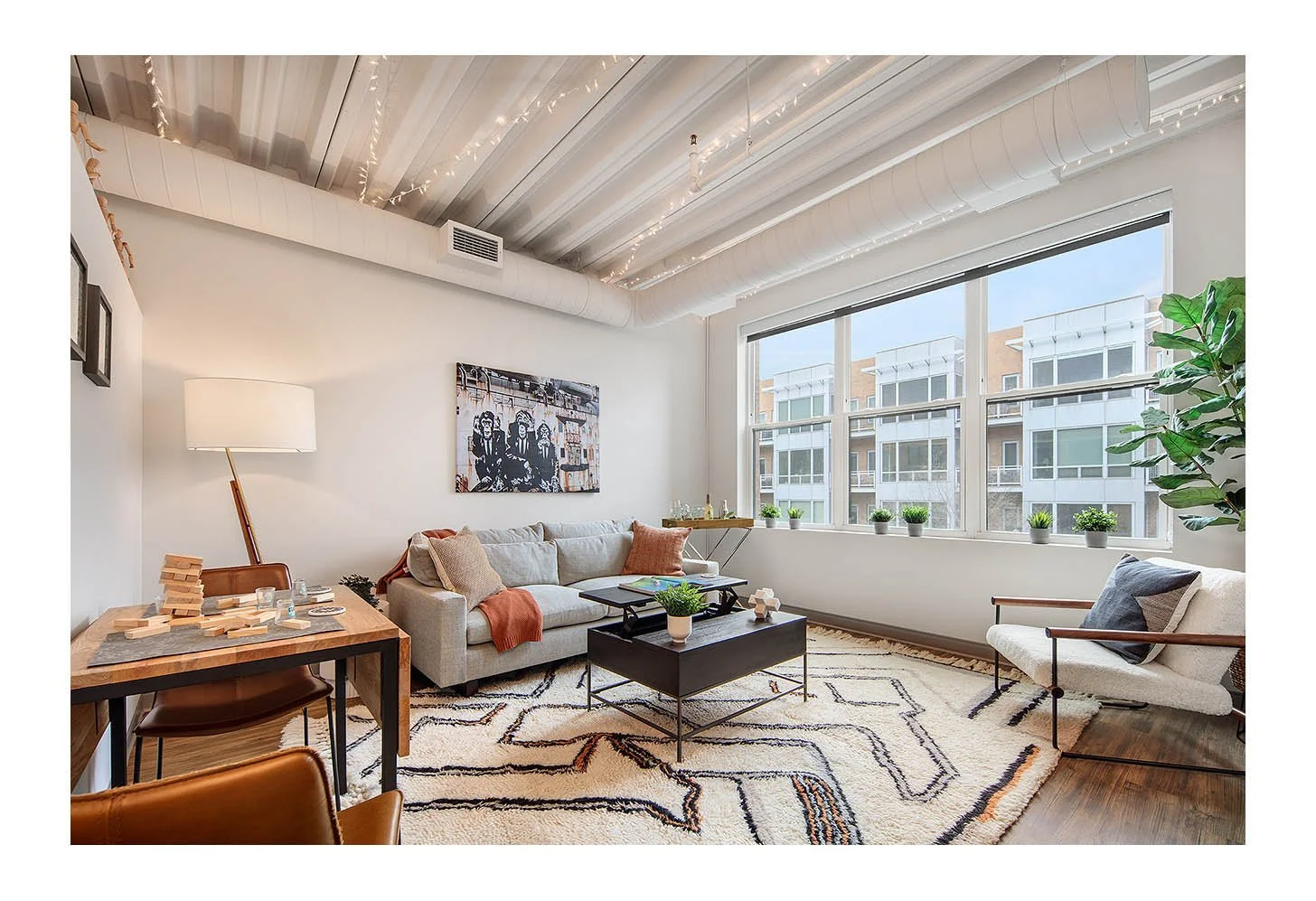 Wrigleyville Lofts
